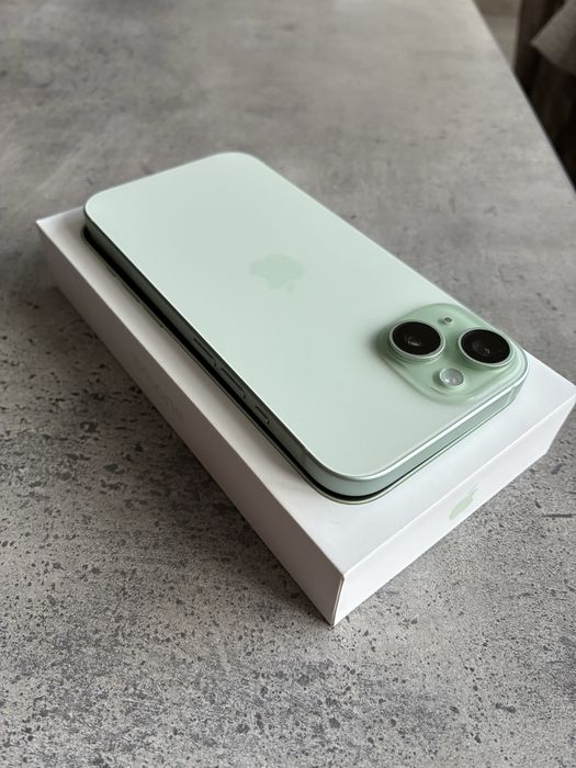 Apple iPhone 15 Green 128 GB