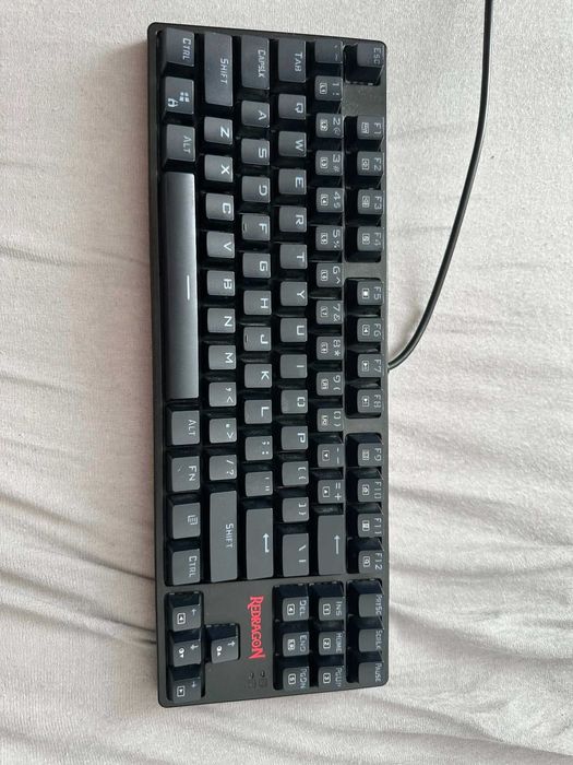Vand Calculator AMD Athlon 3000G with Radeon Vega Graphics 2 Cores,8GB RAM,Radeon RX 570 Series