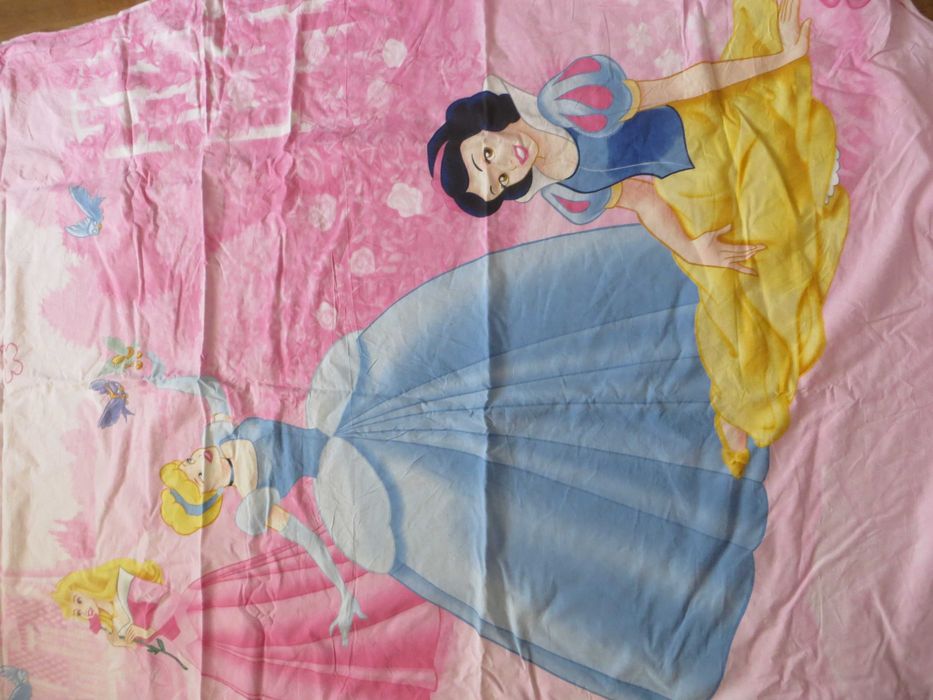 Детски горни чаршафи и калъфка с приказни и анимационни герои