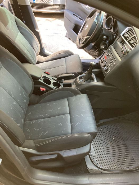 Продавам Citroen C4