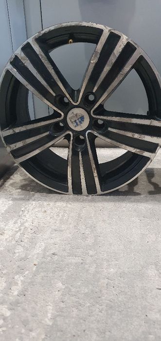 Продам диск без шин