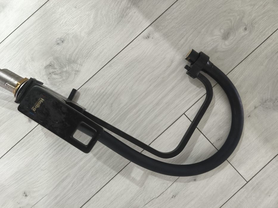 Кран для кухни двойной