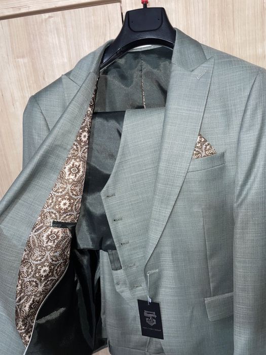 Costum de barbati marime M/L ! NOU MEN’s Style ! Unicat!
