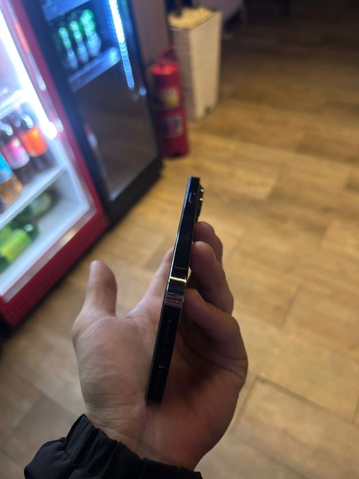 Продам iphone 14 pro max на 256гб