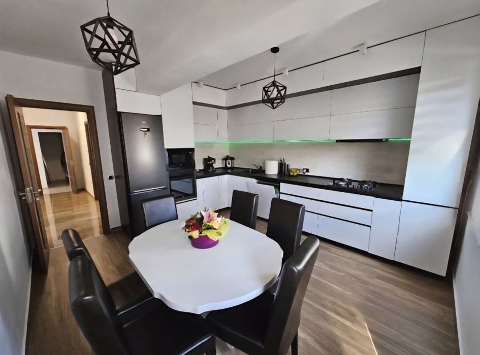 Apartament 3 camere Isaran - direct proprietar