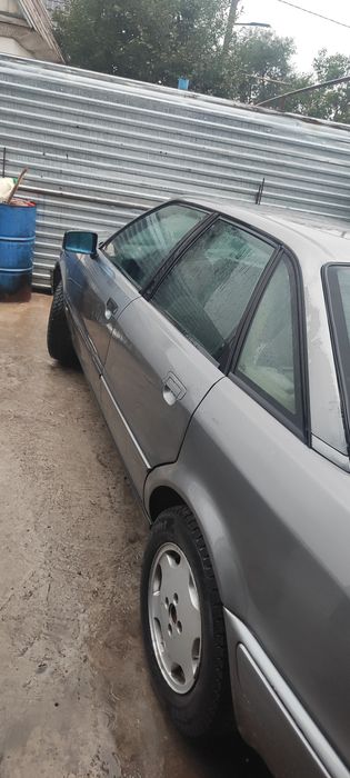 Ауди 80 Б4 автомат 2.0 инжектор