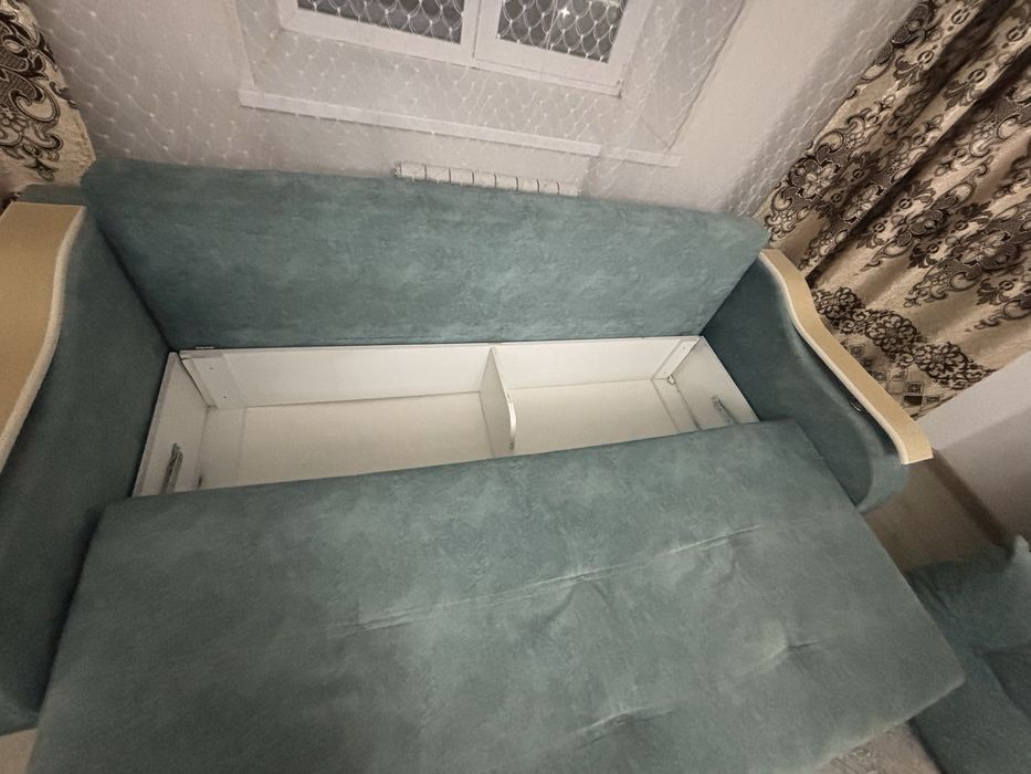 Продам диван недорого