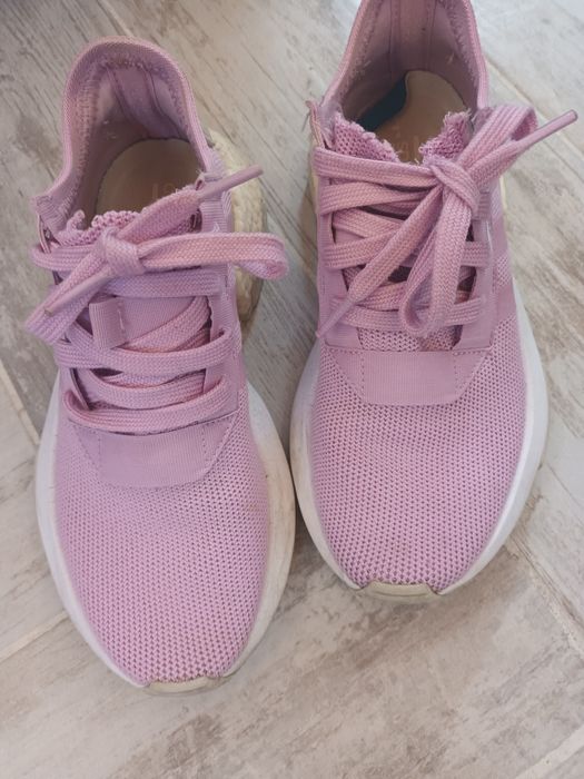 Спортни маратонки