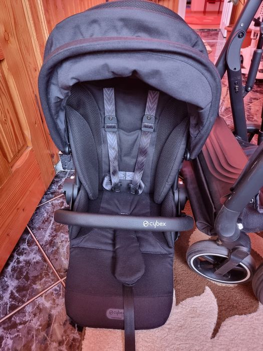 Vând cărucior cybex balios,stare exceptionala