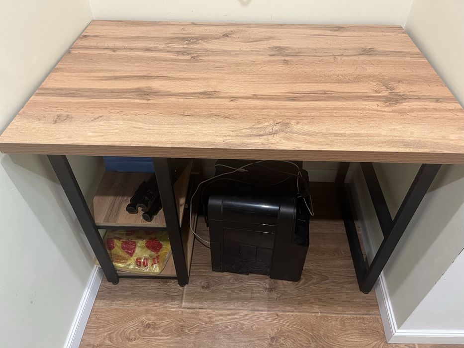 Стол письменный/ офисный