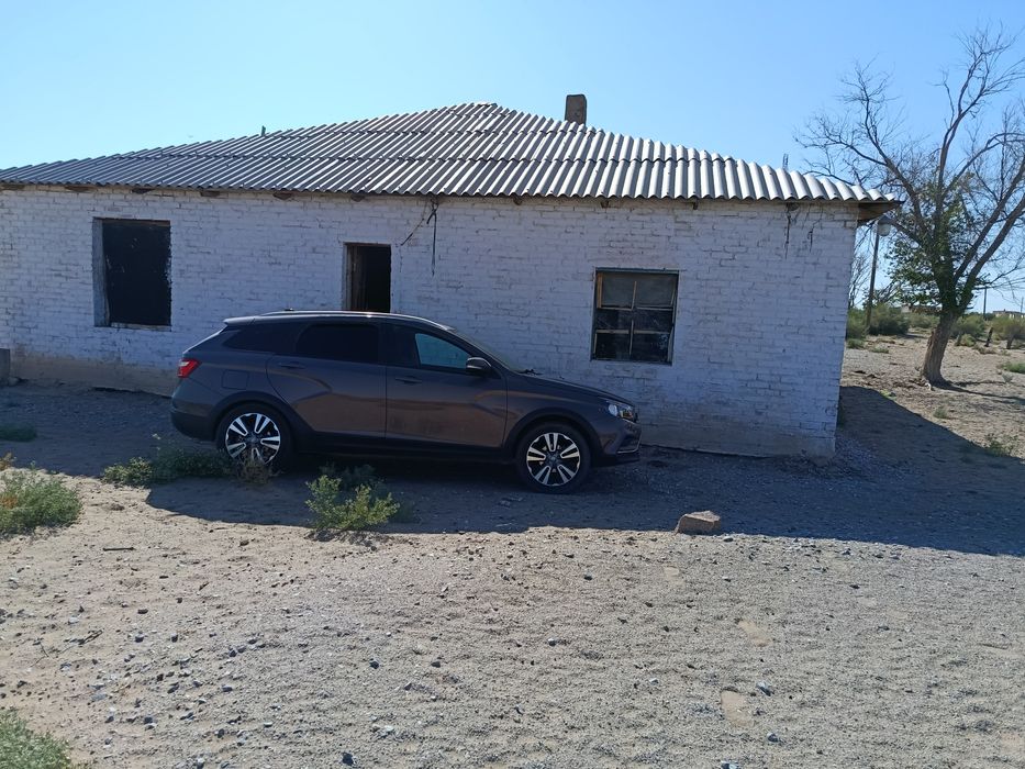 Продается дом для строй материалов. Строй материалов учун Уй сотилади