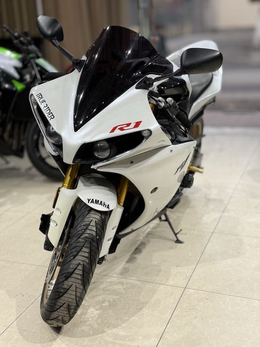 Yamaha R1 Sotiladi holati daxshat
