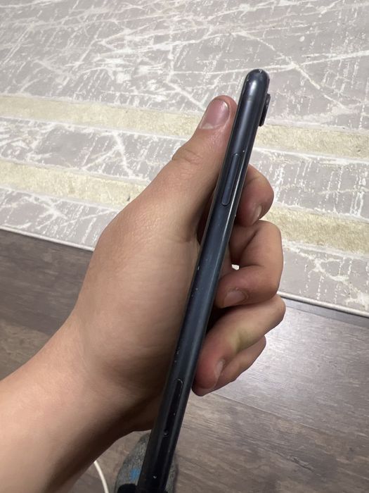 Продам Айфон хр Iphone xr