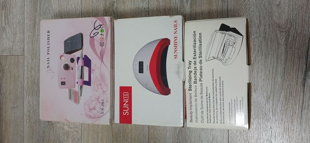 Продам  набор для маникюра. Все за 20000 т