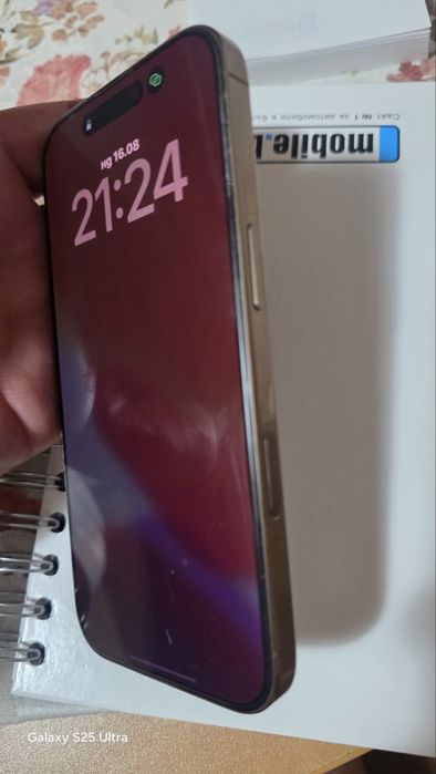 iPhone 16 Pro 256GB Desert Gold