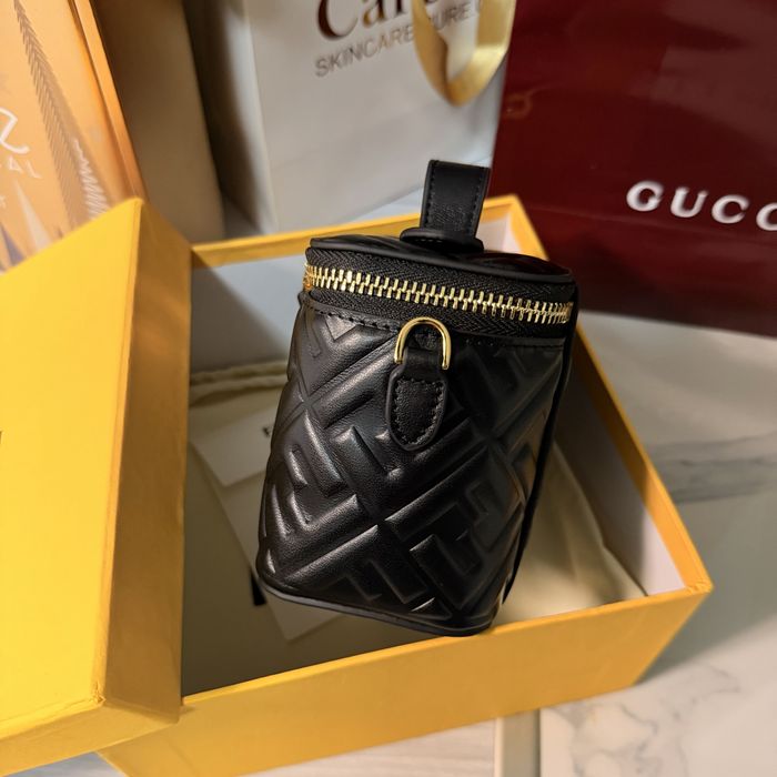 Fendi Vanity чанта