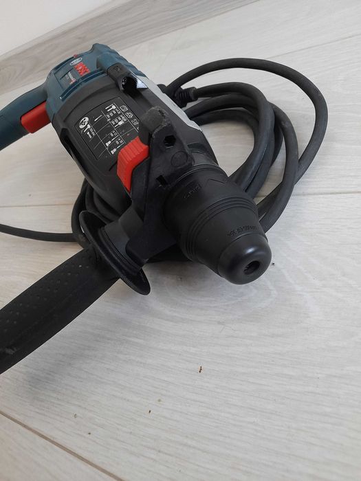 Bosch GBH 2-28 перфоратор