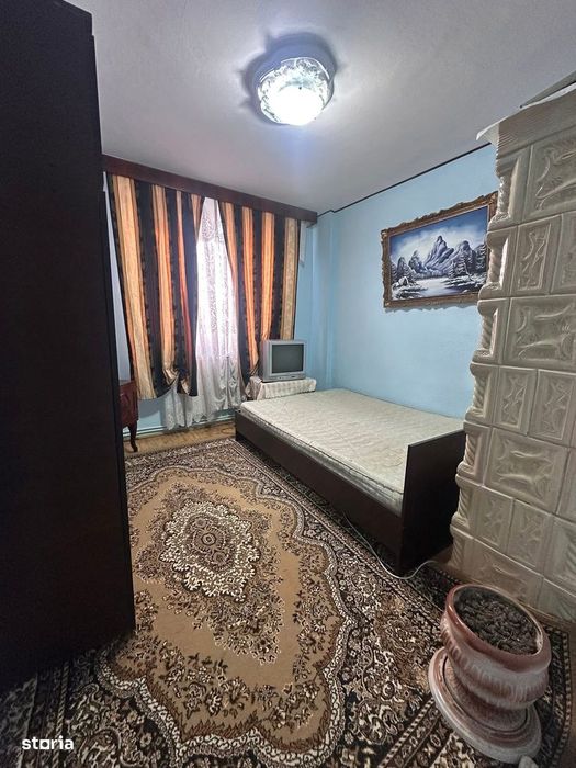 De vanzare apartament cu 4 camere,2 bai și 2 balcoane,etaj intermediar