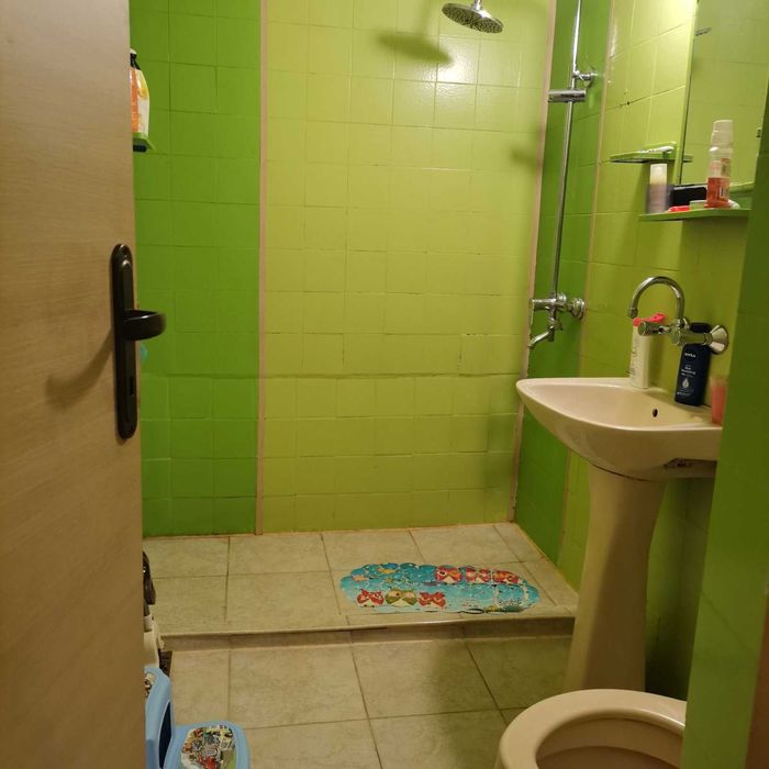 Четиристаен апартамент до стадион Спартак Варна