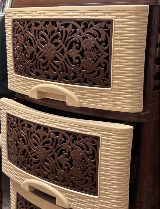 Пластиковый комод