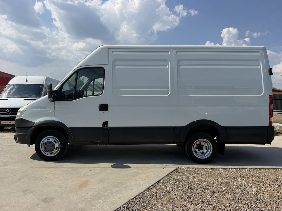 Iveco Daily 40C15 3.0 2012 Cat. B 3.500 kg Clima 35C15