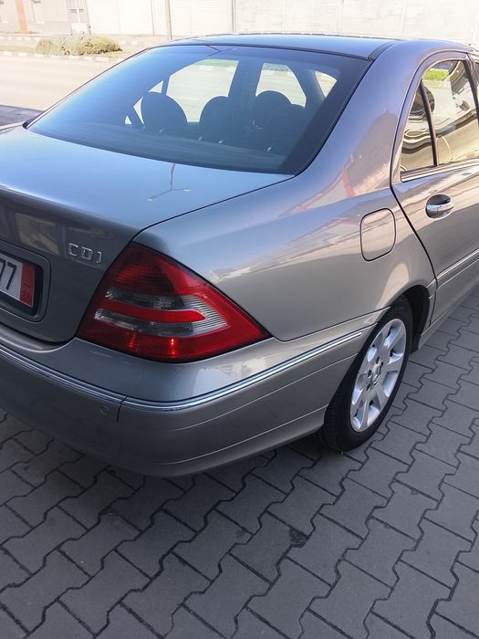 Mercedes Benz c220