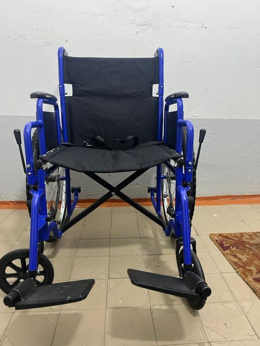 Инвалидная коляска