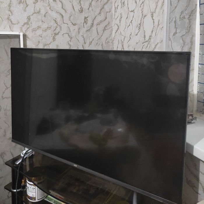 Televizor 43 Artel Smart