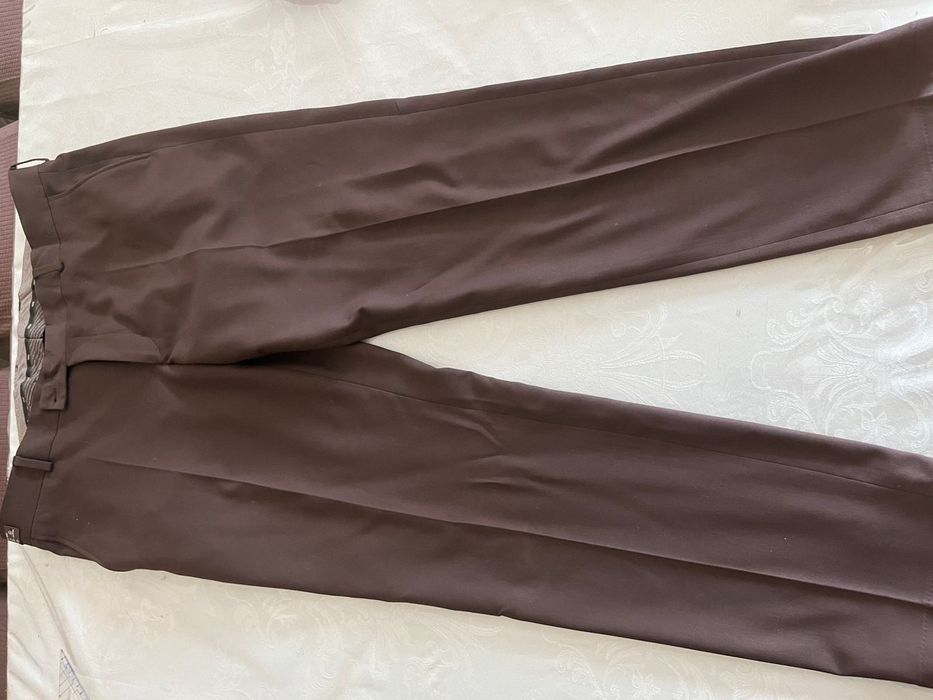 Костюм коричневый