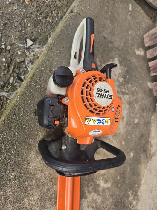 Vand foarfeca gard viu