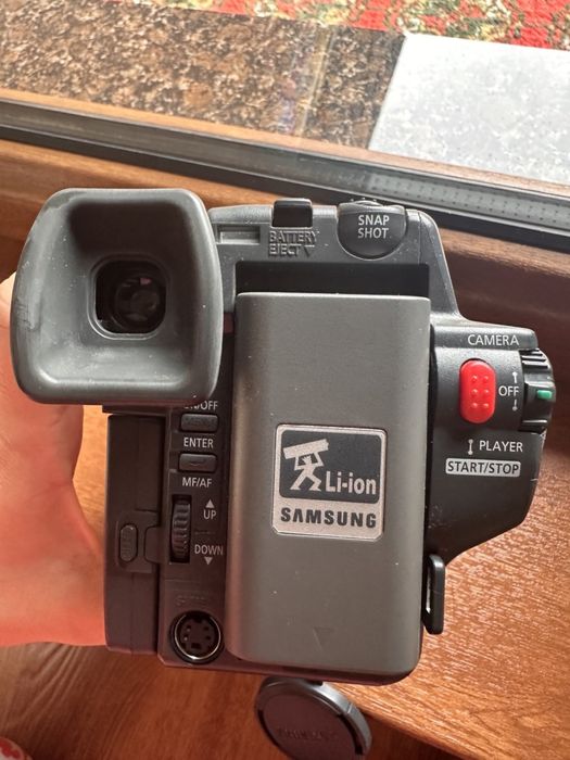 Samsung,videokamera ,kamera, SCL906 Hi8 Camcorder