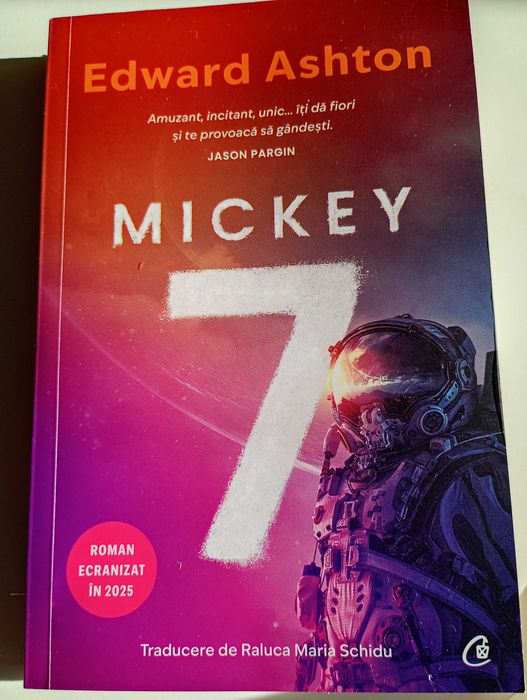 Mickey 7, roman SF, editira Trei