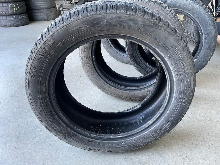 Гуми 215 55 18 зимни nokian