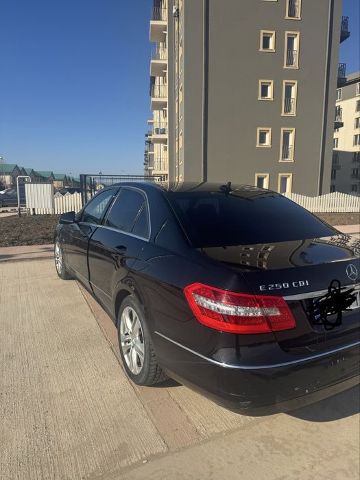 Mercedes benz E250 CDI 4 matic