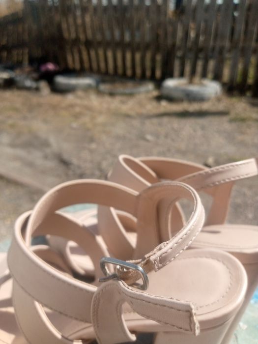 Туфли      37 размер