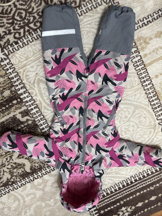 Продам комбинезон зимний детский