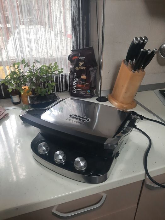 Vand grătar electric De' Longhi