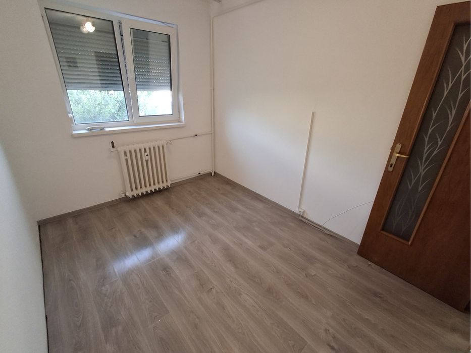 Apartament 3 camere- Militari