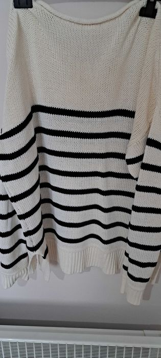 Пуловер H&M, на райе