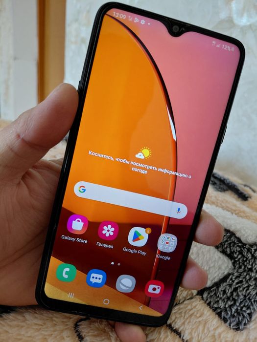 Продам сотовый телефон