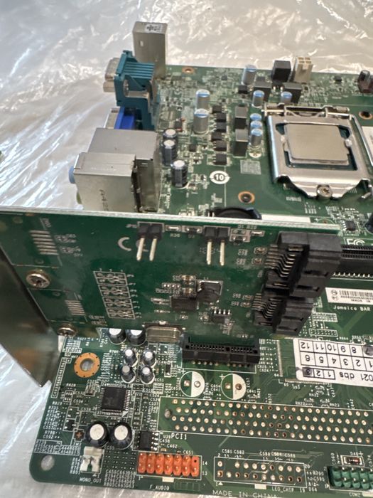 Kit H81M + Intel Core i3-4150 3.5GHz