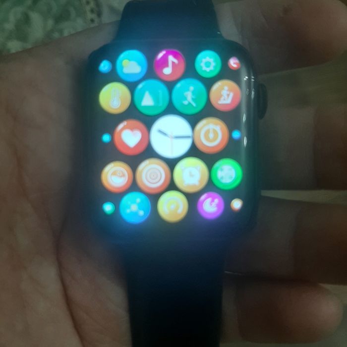 Продам часы smart watch H8