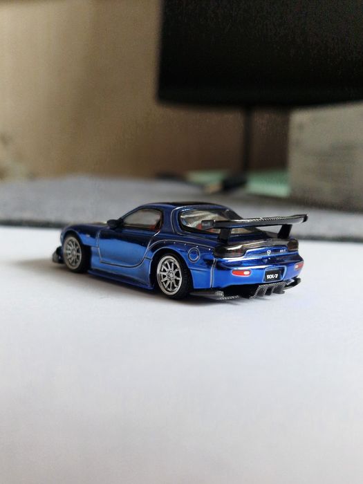 Модель машины 1/64 Mazda rx7 poprace