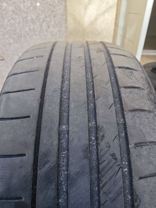 Летни гуми 245/50 R18