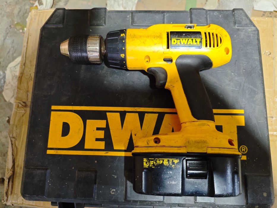 Шуруповёрт аккумуляторный DeWalt DW997–QW