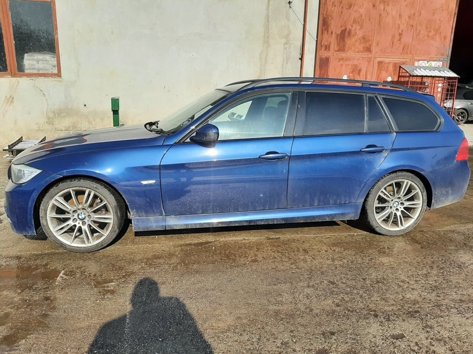 Praguri M pachet bmw e90,e91 lci (facelift)