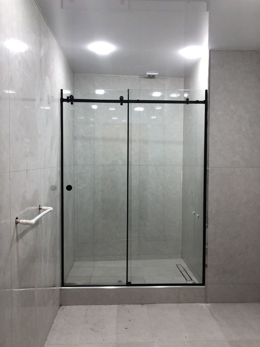 Dushavoy kabina va oynalar