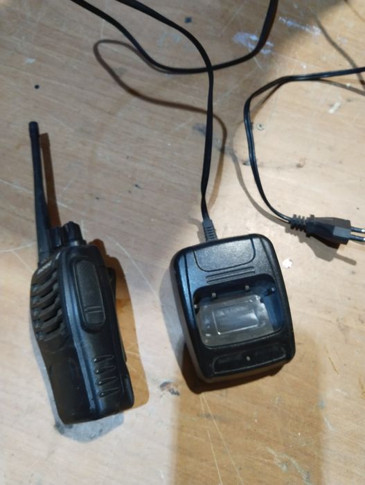 Продам рации 3 штуки бу