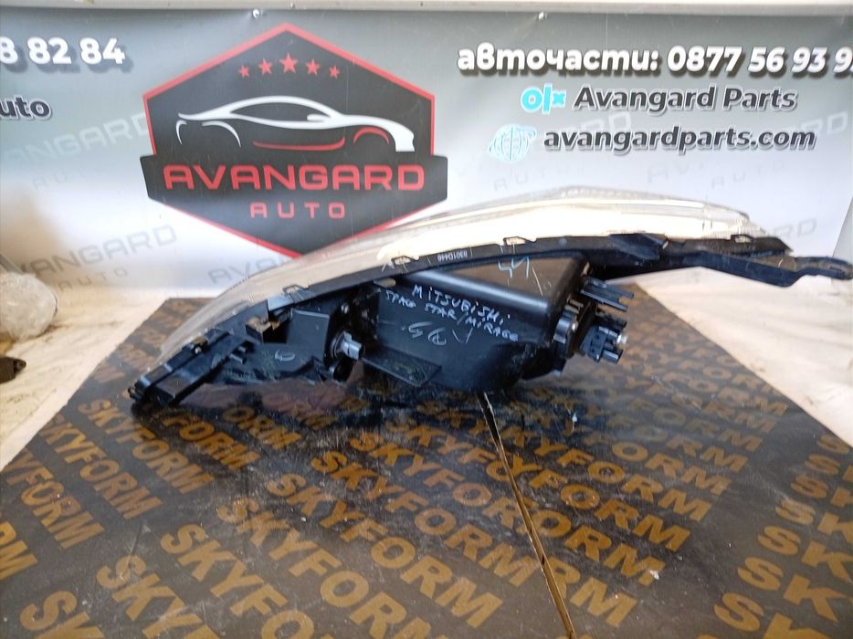 Mitsubishi Space Star/Mirage десен фар 2012-2016