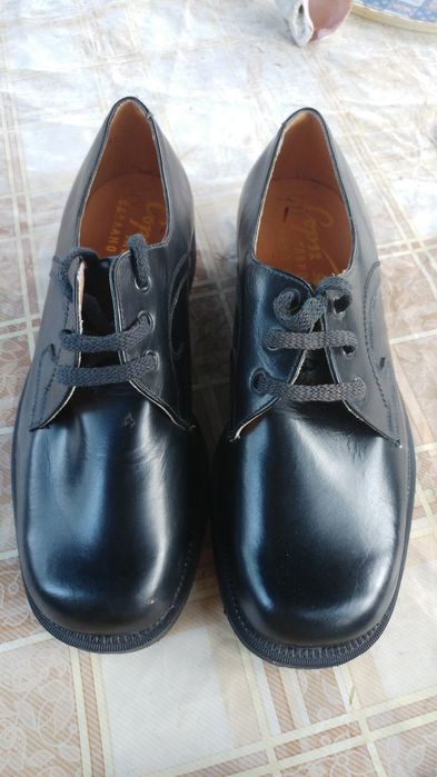 Дамски работни обувки 40 номер